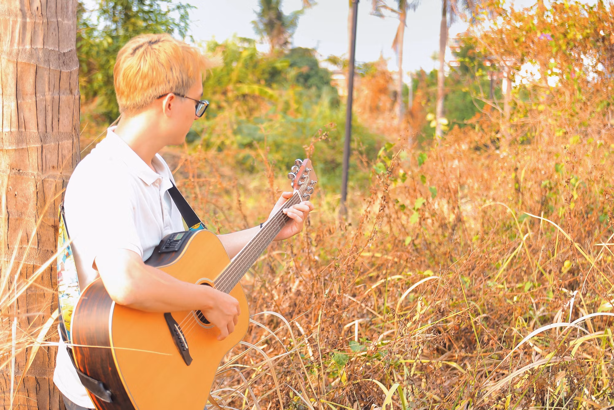 The Art of Songwriting: Crafting Melodies and Lyrics